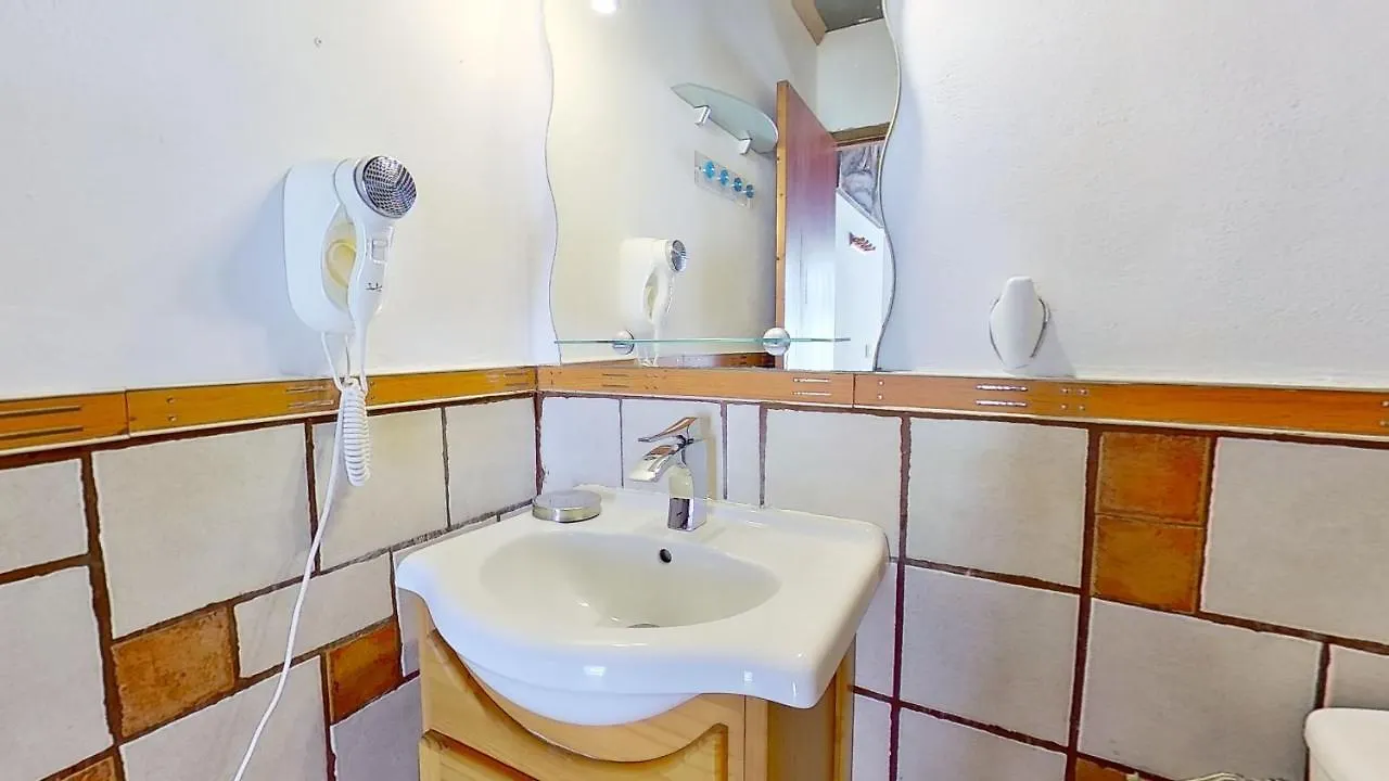 Holidays Tenerife Breakfast Inclusive Wifi Pool Fr La Laguna  La Laguna (Tenerife)